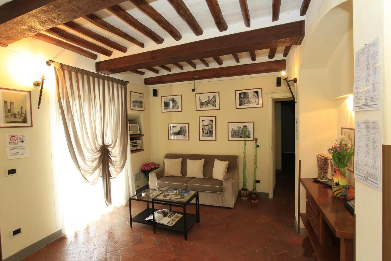 Hotel Palazzo Mari San Gimignano Exterior foto